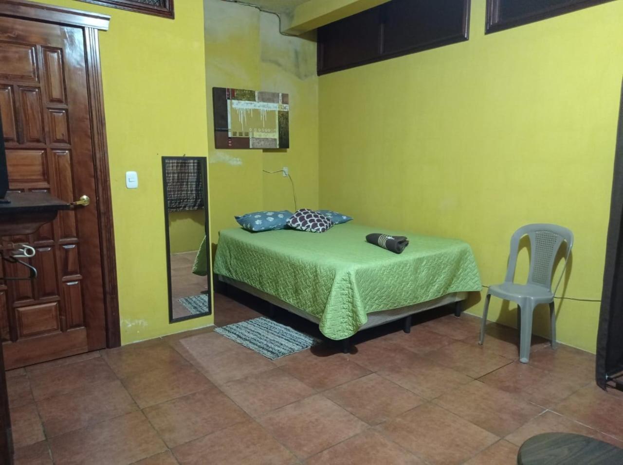 Hosteria Del Centro Santiago Atitlan Exterior photo